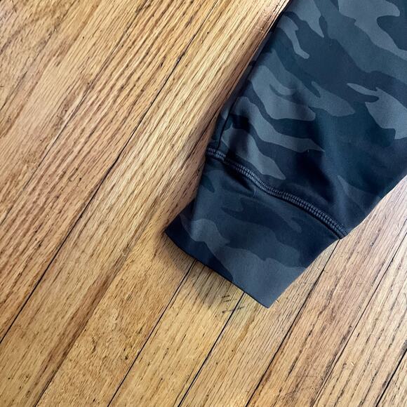 Zyia Pants Womens XS Unwind Jogger Green Camo Pull on Tapered Elastic Waist - Picture 4 of 10